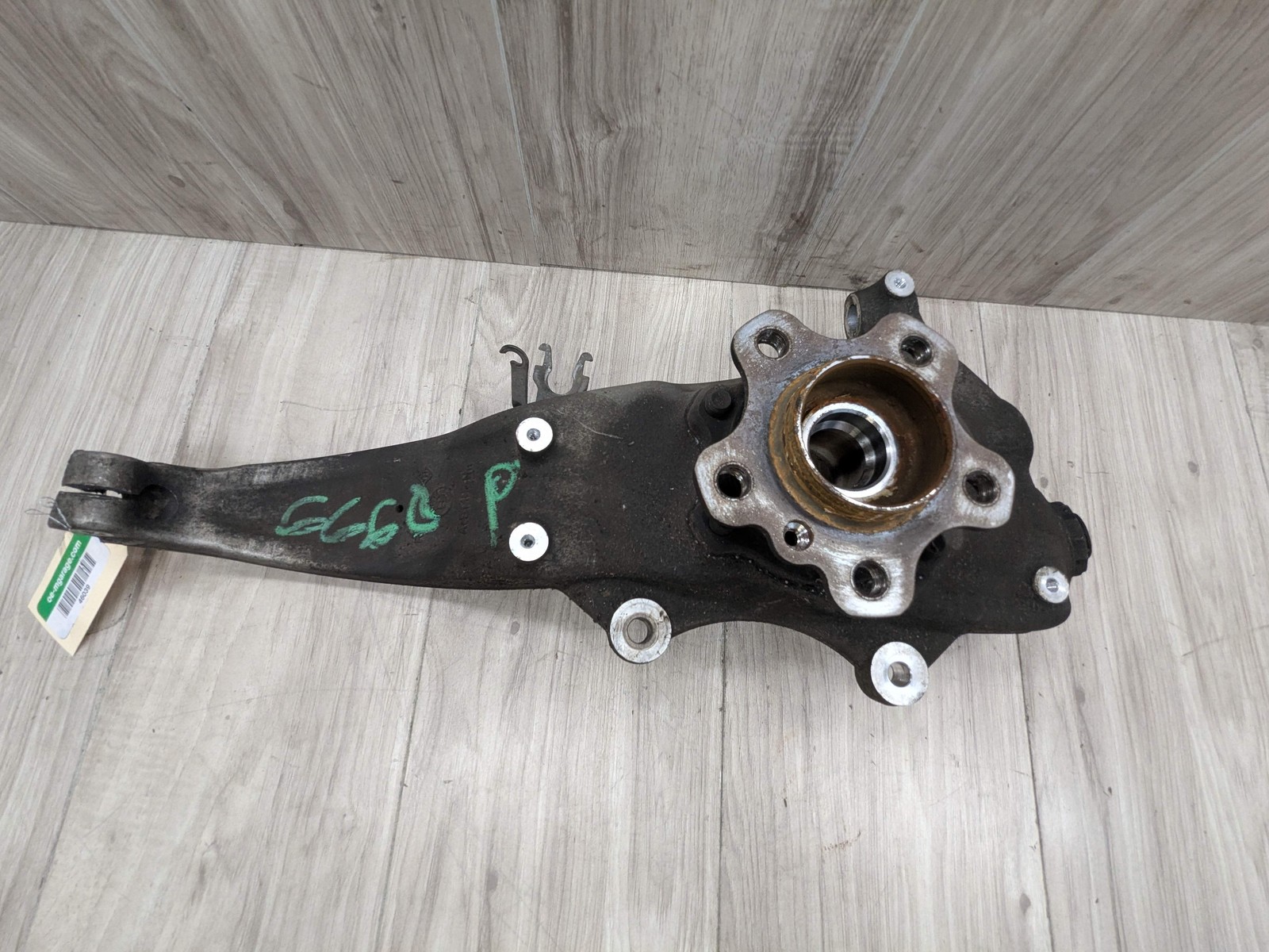 OEM BMW G15 G30 530 540 M550 AWD Front Right Passenger Spindle Knuckle Bearing