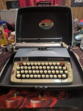 VTG Smith Corona SCM Classic 12 Portable Typewriter Hard Case Cover thumbnail