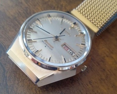 First Generation Superior Seiko 3883 Vintage Quartz