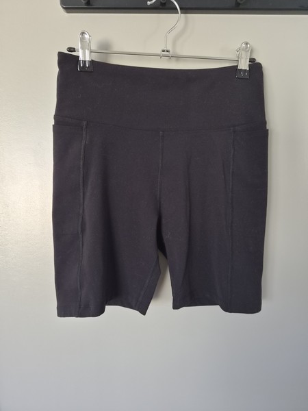 Lorna Jane Black Bike Shorts High Waisted Activewear With Pockets Sz S