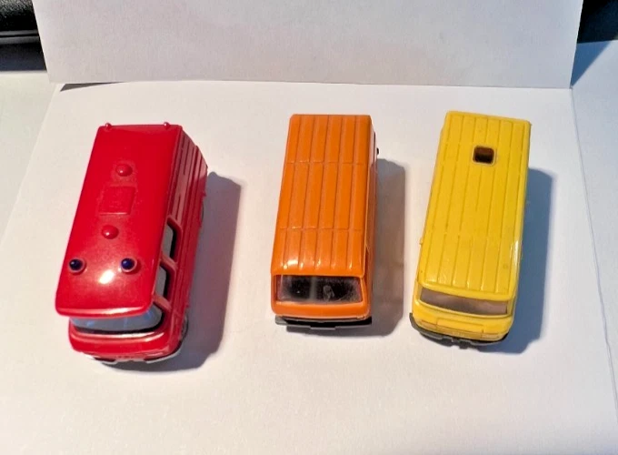 Spur N / 1:160 Wiking MB Trasportatore, 3 Pezzi, Colori Vari, Usato #1# - Immagine 2 di 3