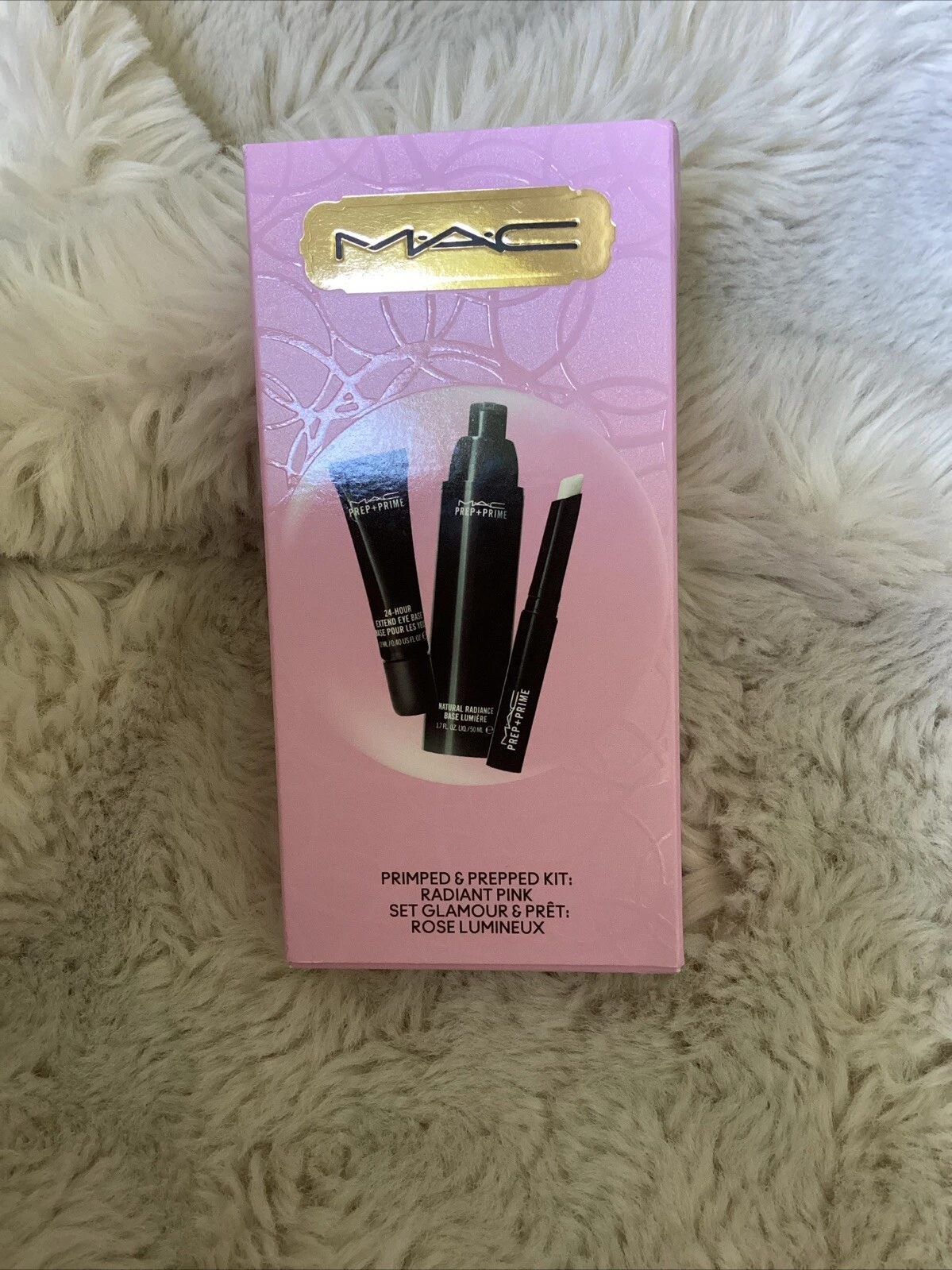 NIB New Mac Primped & Prepped Kit Prep + Prime Natural Radiance Pink 3 Piece Set
Opens in a new wind