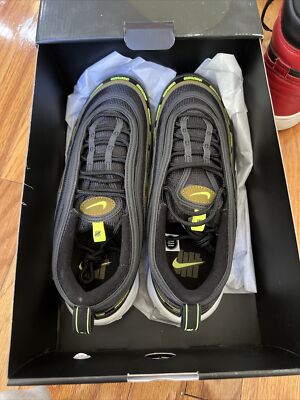 Size 9.5- Nike Air Max 97 x Undefeated Black | eBay display picture 3