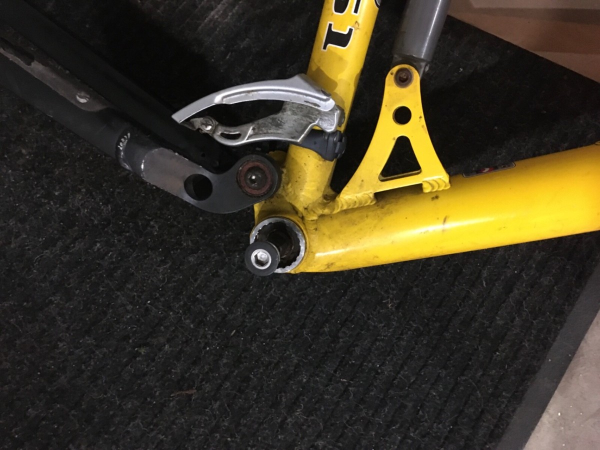 GIANT DS1 BICYCLE FRAME XTC | eBay