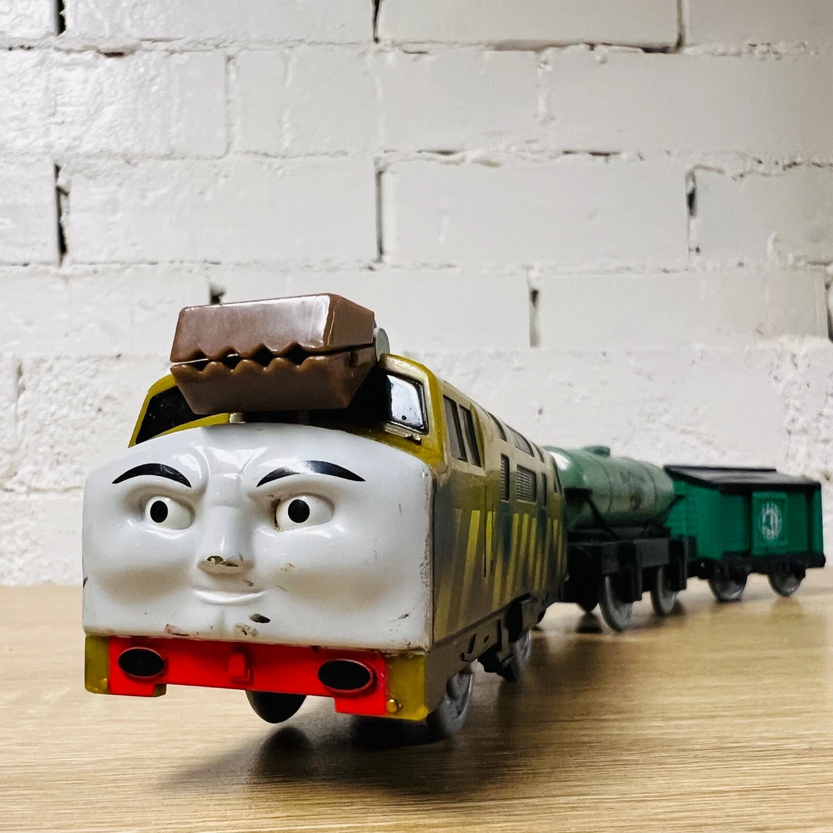 Thomas trackmaster hotsell diesel 10