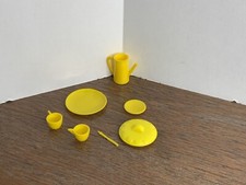 Vintage Barbie Doll Dream House Kitchen Yellow Dishes Lot 1980  s Cups Plates