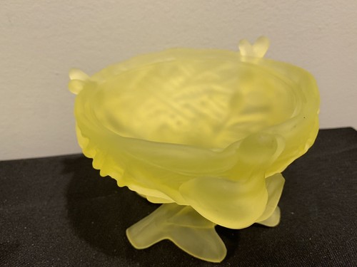Uranium Satin Vaseline Bird On A Nest - Picture 9 of 12