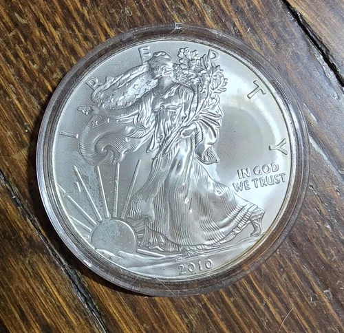 2010 1 Oz Silver American Eagle (Brilliant Uncirculated) #2