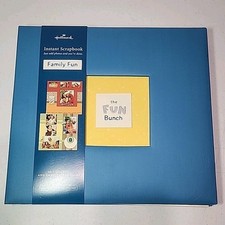 Hallmark Instant Scrapbook Album Family Fun PreDesigned Pages Photo Memories NEW