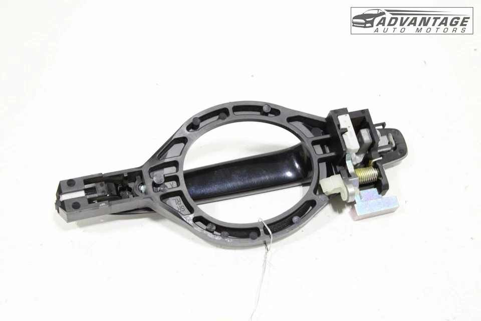 MITSUBISHI OUTLANDER SPORT 2008-2024 MANIJA DE PUERTA EXTERIOR TRASERA IZQUIERDA OEM Foto 4 de 4