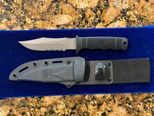 SOG SEAL Pup Knife (M37) Seki Japan Classic Blade - Nice! Great Price!