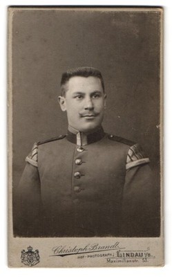 Fotografie Christoph Brandt, Lindau, Maximilianstr. 53, Porträt eines Uffz. in  