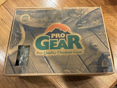 Chest Waders  NIB Size 9
