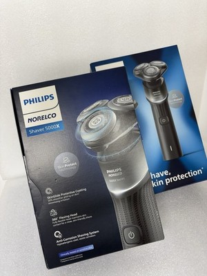 Philips Norelco Shaver 5000X Rechargeable Wet & Dry Shaver Silver/ Black