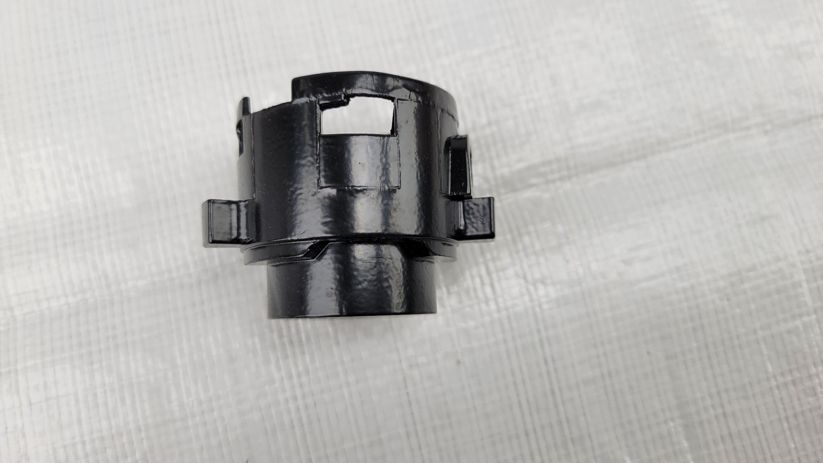 New 2008-2012 Genuine Audi R8 TT Right Side View Mirror Mount 8J0-858-532-A