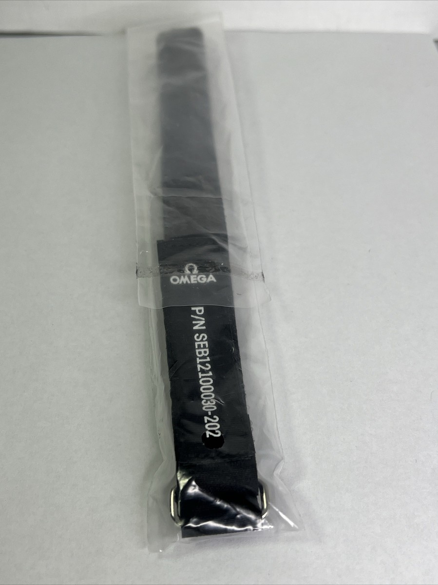 OMEGA スピードマスターストラップP/N SEB12100030 202 NASA_strap_from_Apollo_11_gran