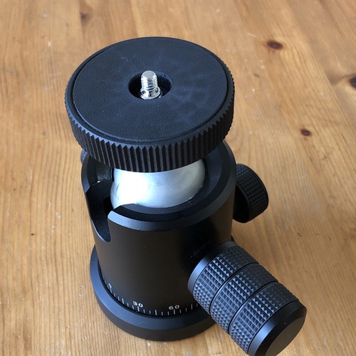 Giottos MH3000-550 Ball Head - MASSIVE 33lb/15kg LOAD CAPACITY - 1/4 & 3/8 MOUNT - Picture 8 of 13