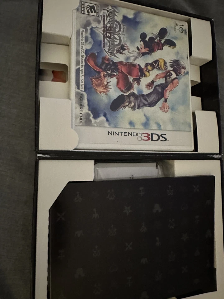 Kingdom Hearts 3D: Dream Drop Distance -- Mark of Mastery Edition (Nintendo 3DS, - Image 4 of 4