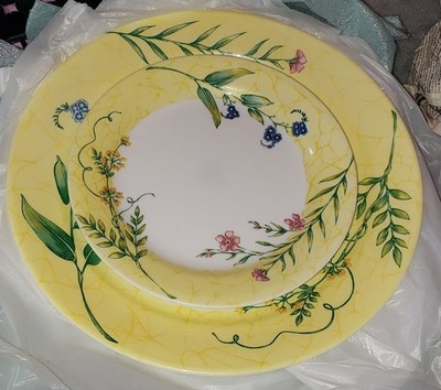 READ-12 Pc Corelle SUN GARDEN Wildflowers Yellow 6 Of Ea 10.2 Dnr Plates Sld 7.5