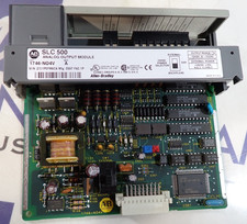 Allen Bradley SLC500 1746-NO4V Ser A Analog Output Module 1746NO4V PLC Card