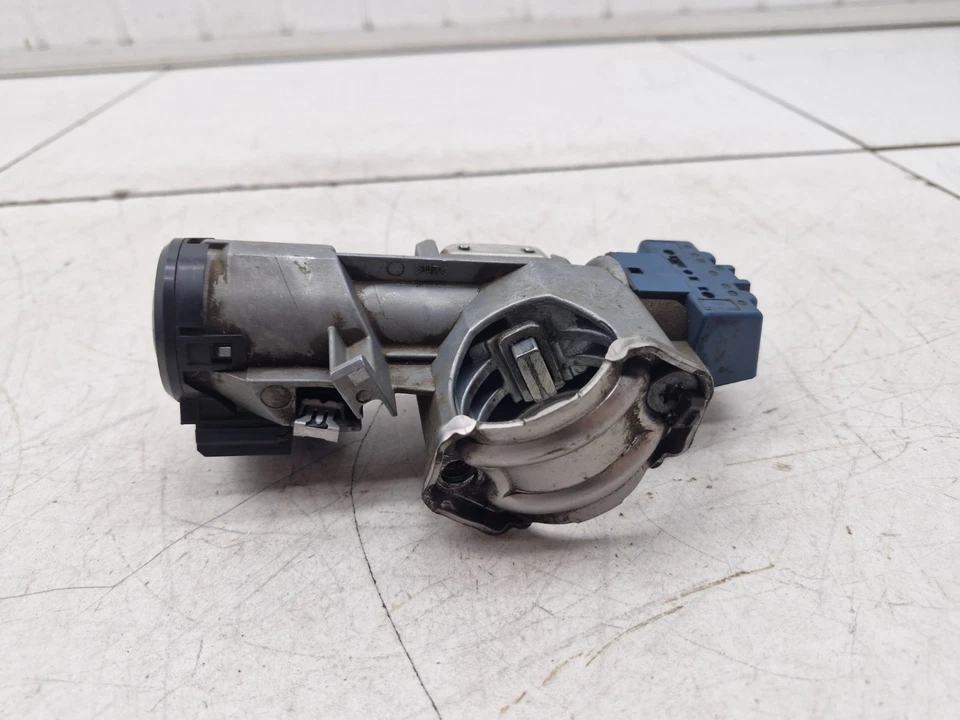 Ford Ranger MK3 Ignition Lock Barrel With Key AB39-3F880-AA - Image 4 of 4