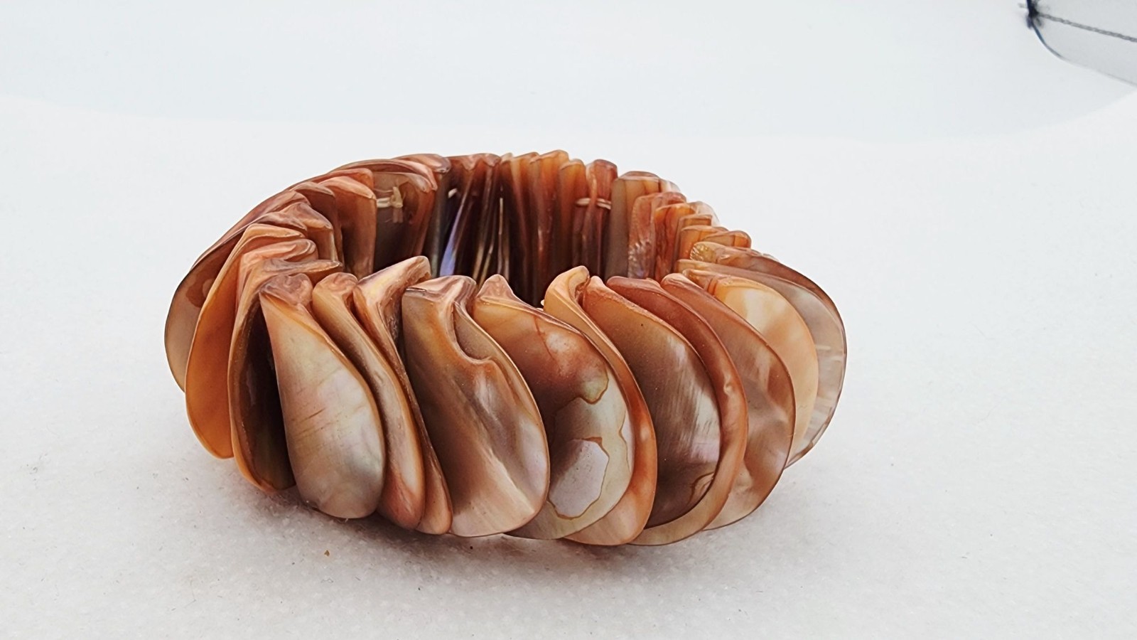 Abalone slice shell stretch bracelet - image 1