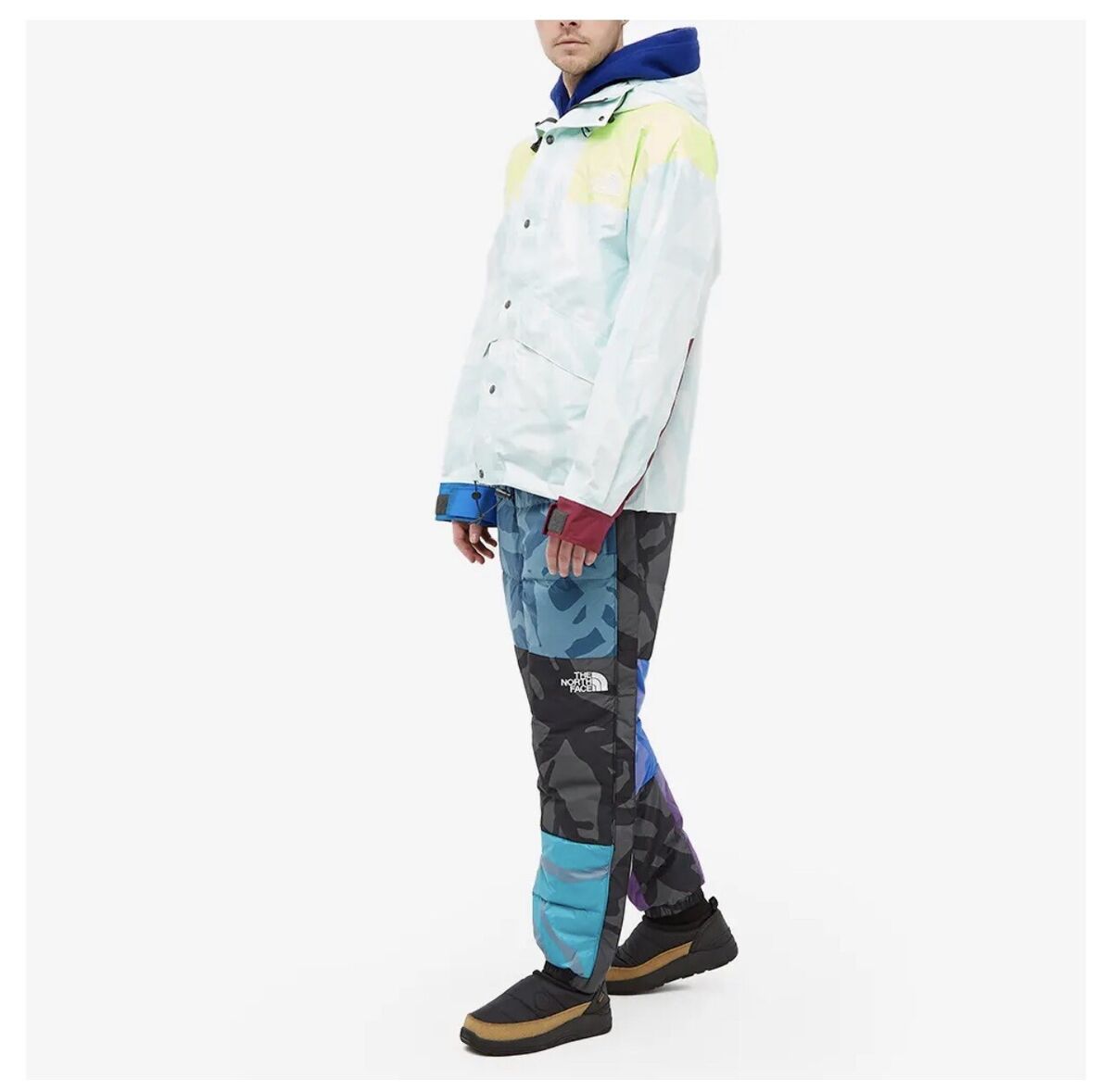 KAWS XX The North Face Retro 1986 TNF Mountain Jacket Ice KAWS XX The North Face Retro 1986 TNF Mountain Jacket Ice