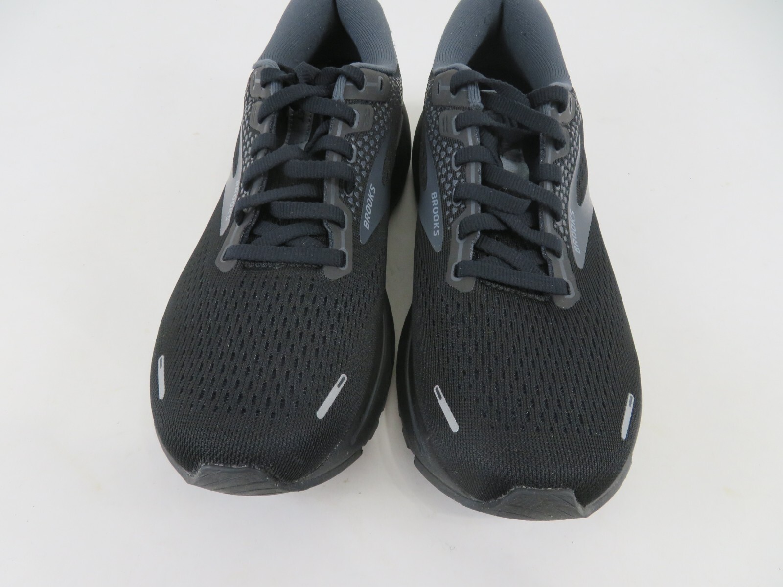 Size 8.5 Brooks Ghost 14 Black 1203561B020 for sale online eBay