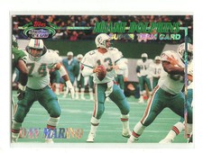 1993 Stadium Super Team insert Miami Dolphins / Dan Marino