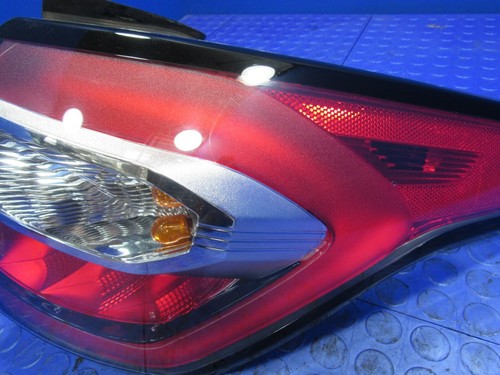 Luz trasera LED exterior pasajero derecho Ford Escape 17-18 3009 - Imagen 7 de 15