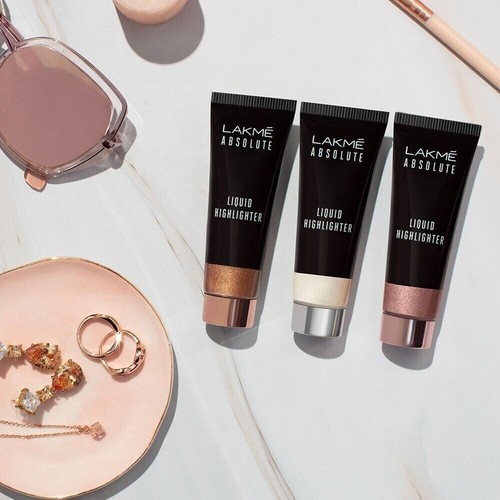 Lakme Absolute Liquid Highlighter -Ivory - Picture 7 of 9