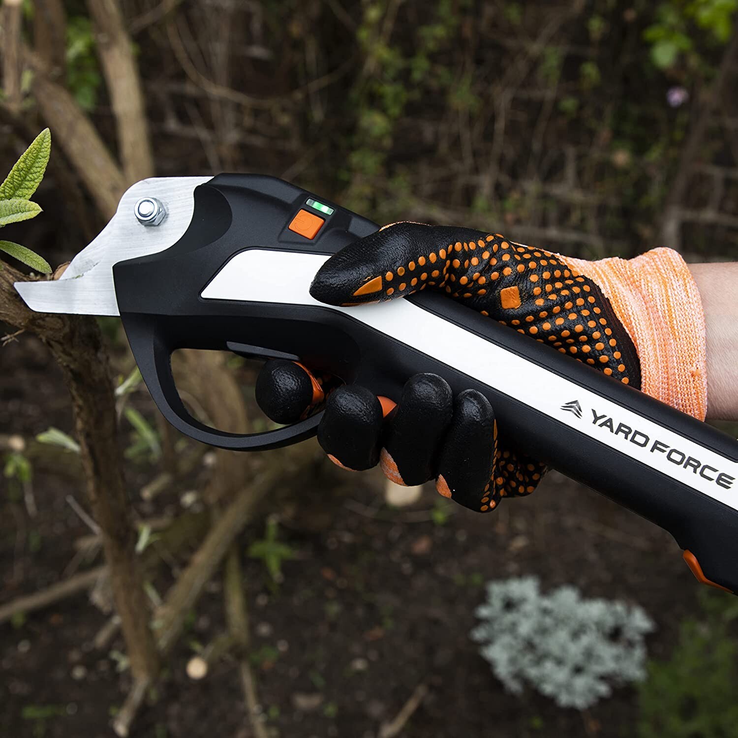 Yard Force Vita Hand Tool Set Cordless Grass / Hedge Shear, Pruner