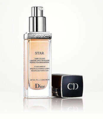 Diorskin Star Studio Makeup Spectacular Brightening SPF 30 - 022 CAMEO