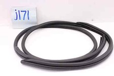 New Oem Genuine Mitsubishi Rear Rh Door Opening Seal 1997-2002 Diamante Aw342044