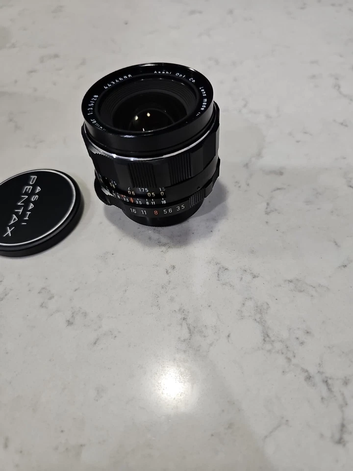 Óptico Asahi vintage 28 mm f/3,5 SUPER TAKUMAR - Pentax en perfecto estado Foto 4 de 4