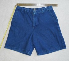 WOMAN'S BLUE JEAN SHORTS