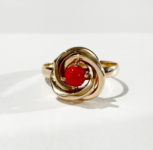 Vintage 18k Gold and coral ring, Coral swirl ring - Picture 1 of 10