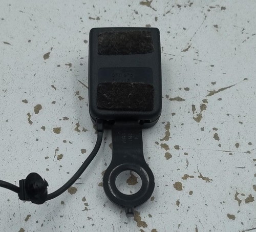 Attacco cintura di sicurezza anteriore destro dacia duster (03/10>) - Imagen 4 de 5