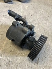 Pompe direction assistée Mitsubishi CARISMA