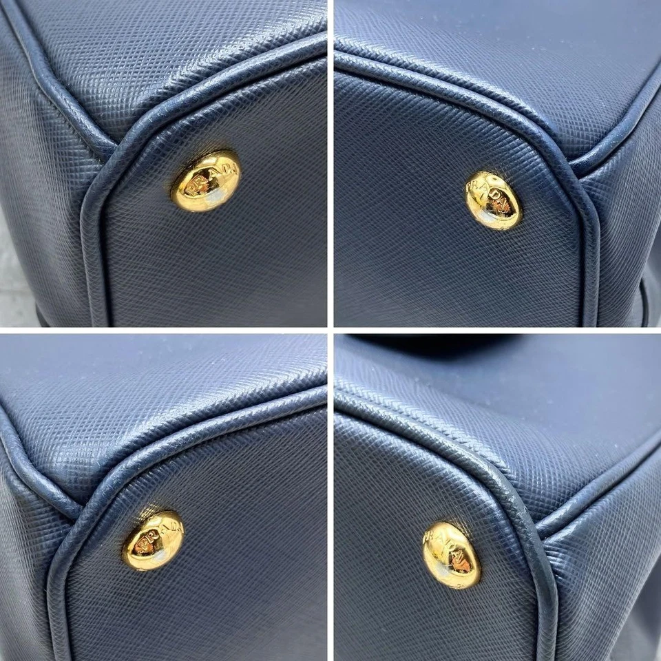 Bolso de mano de cuero Prada Saffiano Lux azul marino Foto 4 de 4