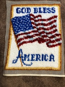 CARON VINTAGE “GOD BLESS AMERICA” COMPLETED LATCH HOOK KIT