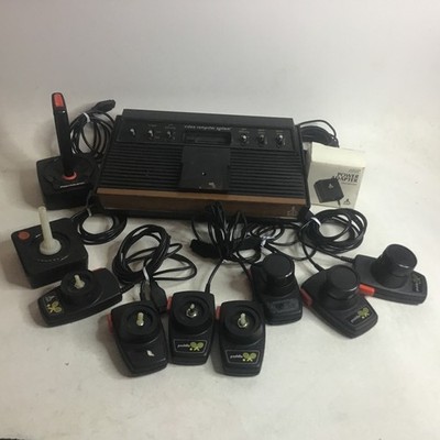 Atari 2600 Video Computer System Console 1977 W/ Accessories