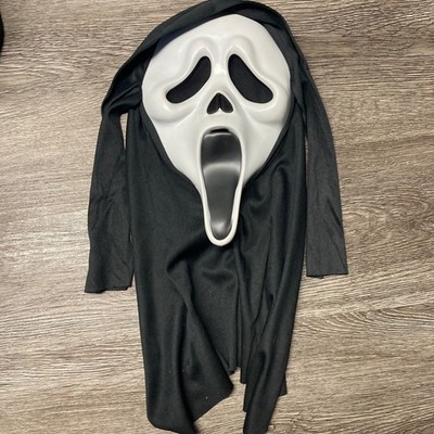 Fun World 9206 Scream Movie Mask Ghostface Mask Jan-Mar  2015