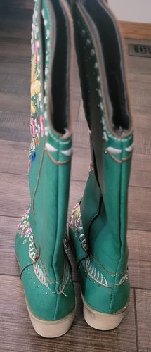 Faux Leather Green Floral Cowgirl Boots Women's Size 6.5 - Picture 5 of 7