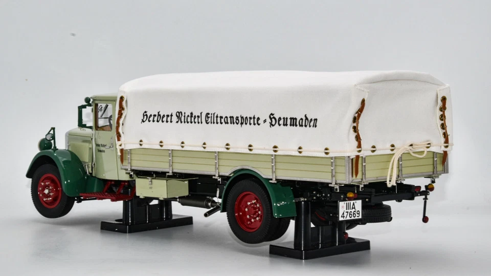 New CMC Mercedes Benz LO 2750 1934-38 with Tarpaulin 1:18 Model Truck M170 KidBX - Image 4 of 4