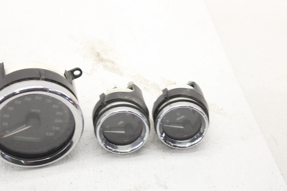 2009 Harley Davidson Electra Glide Ultra Classic Flhtcu Speedometer Oil Voltgae - Image 4 of 4