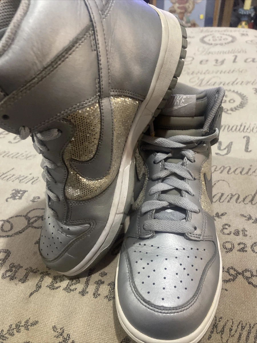 Womens high tops 2025 nike dunks