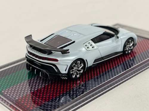 1/64 U2 Model of Bugatti Centodieci in White 299 pcs by Runner. 64-110 - Picture 3 of 7