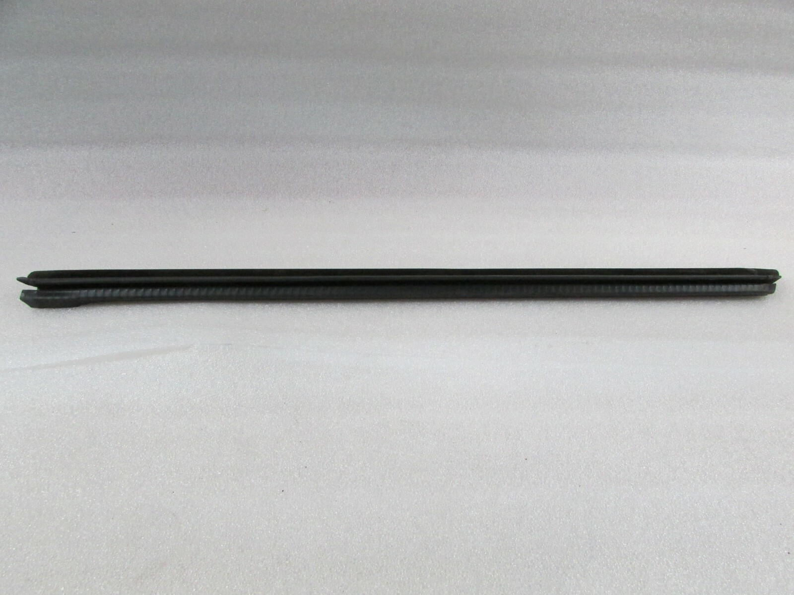 2014 Maserati Quattroporte, LH, Left Front Inner Glass Scraper, Used