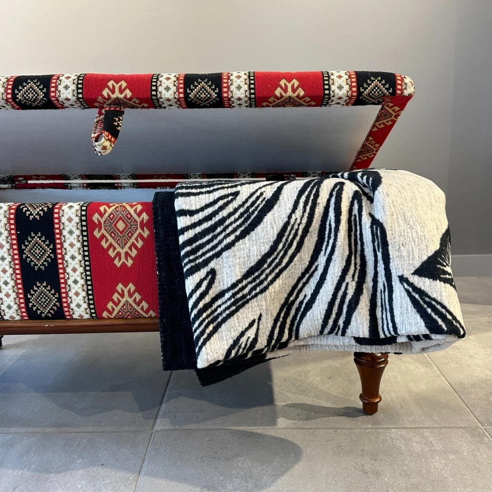 Handmade Ottoman Shoe Storage Bench - Walnut Solid Wooden Frame Storage Bench - Image 2 of 4